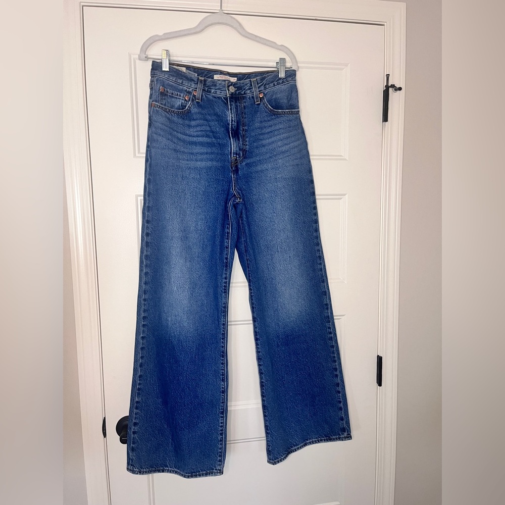 Levi's Ribcage Wide Leg Jeans